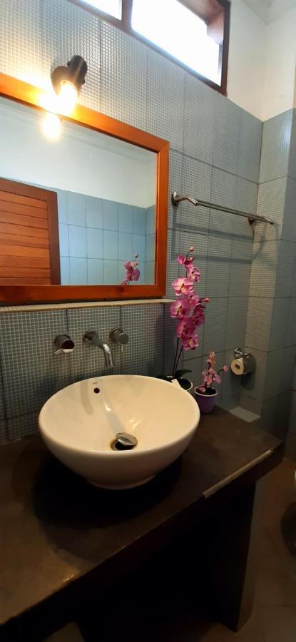 The Point Surfcamp Bali Hotel Pulukan Exterior photo