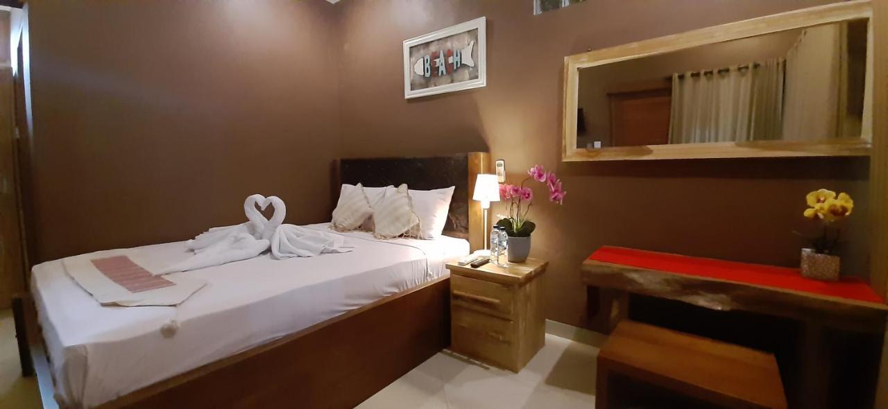The Point Surfcamp Bali Hotel Pulukan Exterior photo